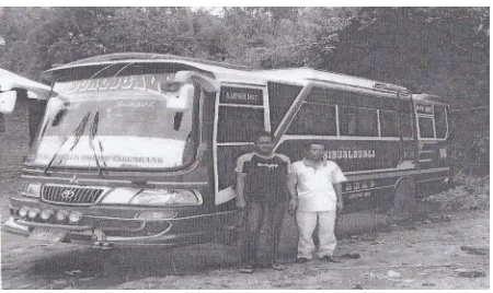 Gambar 7 Armada Bus Sibualbuali Tahun 1987 