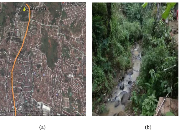 Gambar 3.4 (a) Peta Lokasi Pemukiman dan (b) DAS Cilaja bagian hulu  Sumber: Google Earth dan Dokumentasi pribadi, 2014 