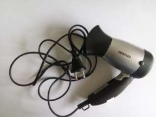 Gambar 3.12  Hair Dryer 