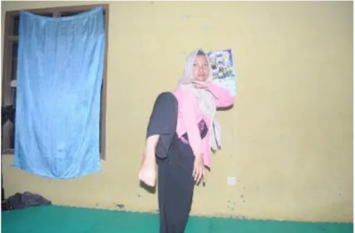 Gambar II.13 Lututan kiri 