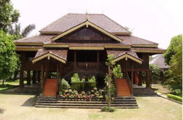 Gambar 2. Rumah adat Lampung  2). Satuan Lokal 