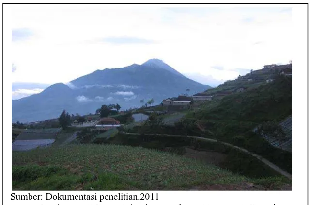 Gambar 4.4 Desa Selo dengan latar Gunung Merapi 