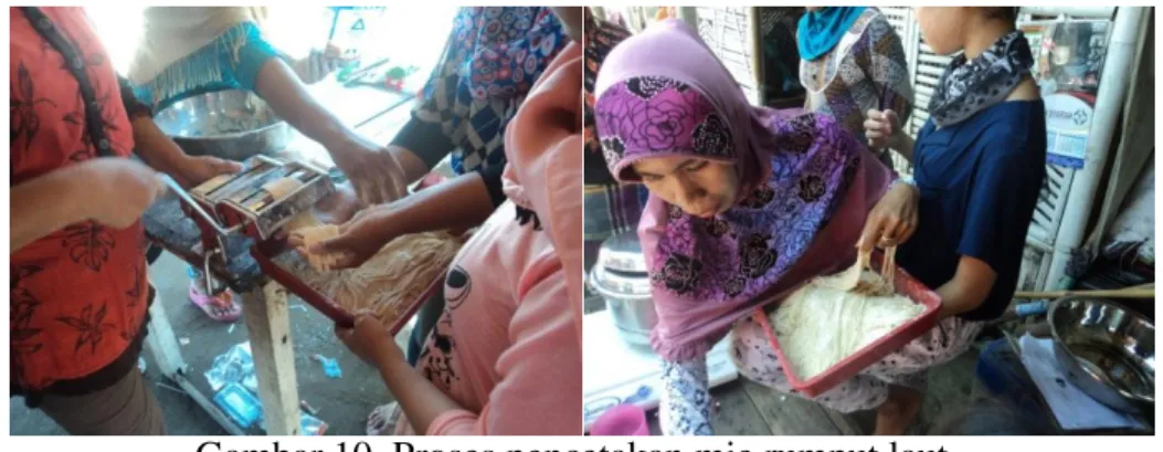 Gambar 10. Proses pencetakan mie rumput laut 