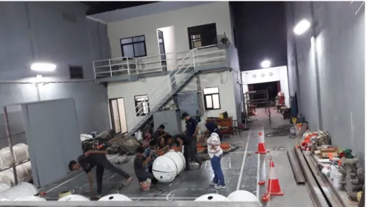 Gambar 6. Pengecekan Tabung Liftraft 
