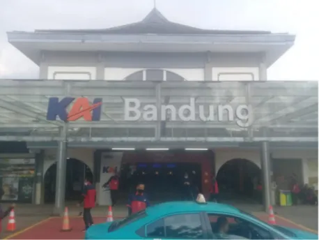 Foto Stasiun Kereta Api Jarak Jauh PT Kereta Api Indonesia (Persero) Daop II Bandung