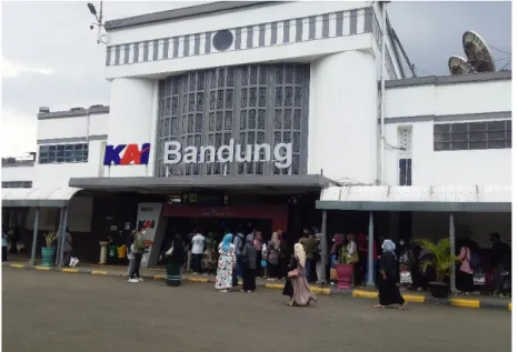 Foto Stasiun Kereta Api Lokal PT Kereta Api Indonesia (Persero) Daop II Bandung