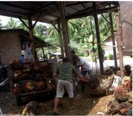 Foto 4. Proses Loading-unloadng 