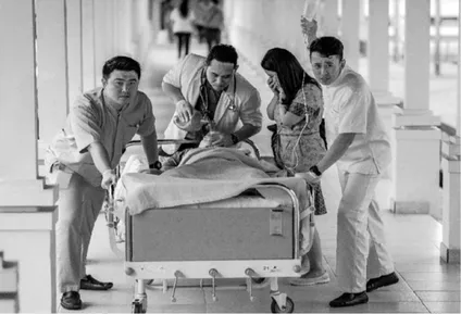 Gambar 1. Ilustrasi suasana penanganan pasien di Rumah Sakit Pendidikan peserta didik   dapat melakukan pertolongan emergensi secara cepat, sigap dan akurat bersama tim (foto 