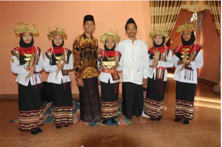 FOTO KEGIATAN EKSTRA SENI TARI 