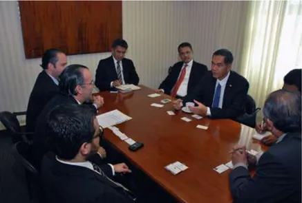Gambar  5.  Pertemuan  Bilateral  dengan  Wakil  Menteri  Perdagangan  dan Pariwisata Peru