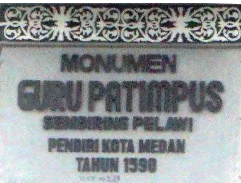 Gambar 2. 1 Monument Guru Patimpus di persimpangan jalan Gatot Subroto, Medan. Diakses dari WWW.WIKIPEDIA.COM  PADA TANGGAL 12 OKTOBER 2016 