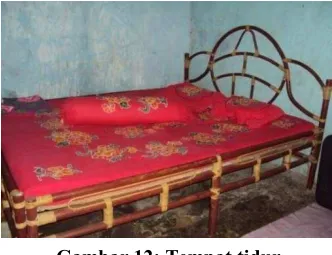 Gambar 12: Tempat tidur 