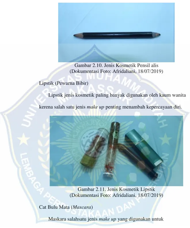 Gambar 2.10. Jenis Kosmetik Pensil alis  (Dokumentasi Foto: Afridaliani, 18/07/2019)  Lipstik (Pewarna Bibir) 