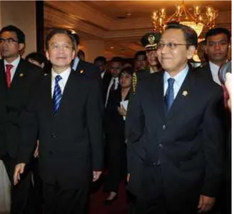 Gambar 5. Wakil Presiden Indonesia Bersama Perdana Menteri  RRT 