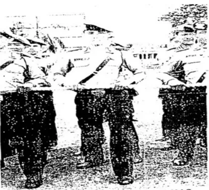 Gambar 8: sikap siaga pegang tali Dalmas (tampak depan) 