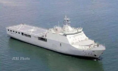 Gambar 2.2 Kapal Laut 