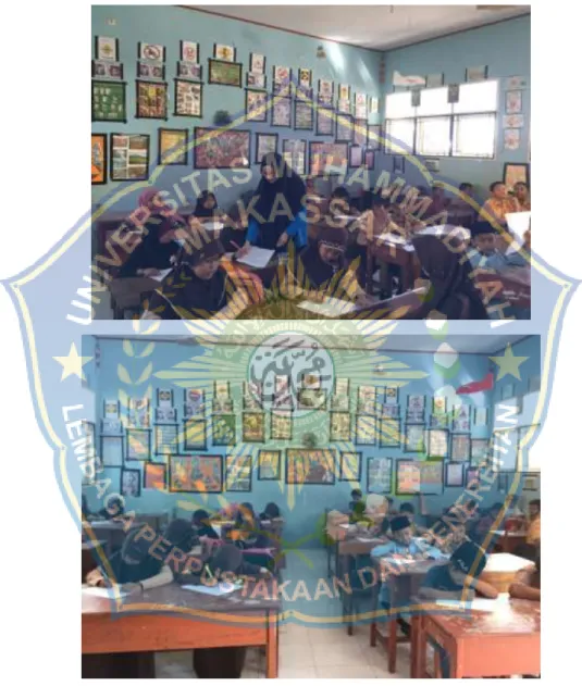 Gambar  1 : Pemberian soal pretest 
