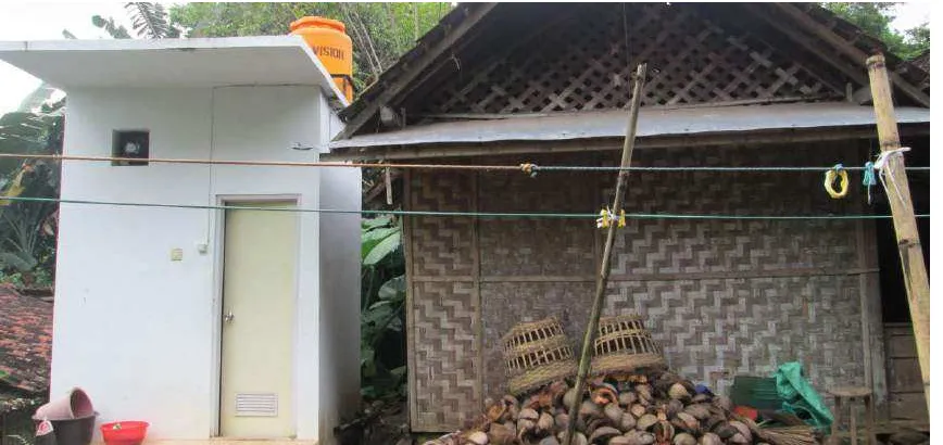 Gambar 10. Tampak toilet berstandar internasional yang ada di salah satu rumah penduduk di Desa Kemiren