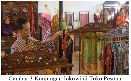 Gambar 3 Kunjungan Jokowi di Toko Pesona Batik, Trusmi, Cirebon 