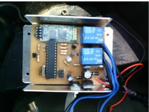Gambar 12. Bagian Dalam Modul Bluetooth dan  Mikrokontroler yang terpasang di Bagasi Motor 