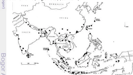 Gambar 1  Peta penyebaran populasi A. atlas (tanda bulat) (Peigler 1989),   Taksonomi dan Habitat 
