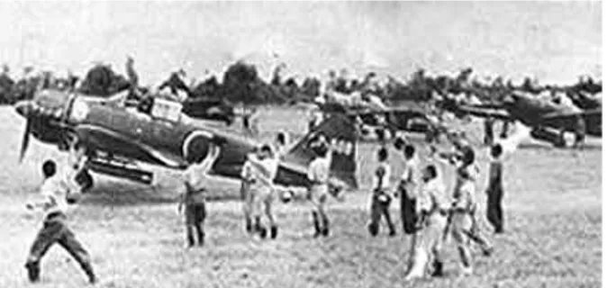 Gambar 2.1 Perpisahan pilot kamikaze yang siap lepas landas  (sumber: google images) 