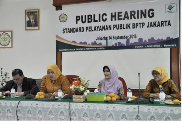 Gambar  1.  Kegiatan  Public  Hearing  SPP  BPTP  Jakarta  yang  bertujuan  untuk  mensosialisasikan  jenis-jenis  pelayanan  publik  yang  dilakukan  oleh  BPTP Jakarta