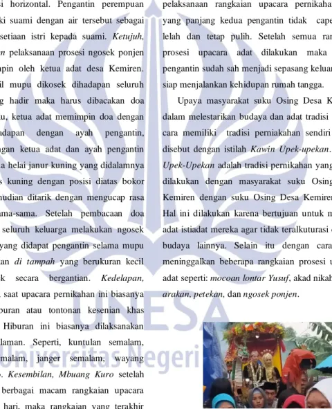 Gambar 1. Upacara Arak-arakan  Sumber: Sari, 2020 