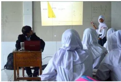 Gambar 8. Siswa diberi Kesempatan untuk Menjelaskan 