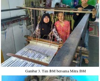 Gambar 3. Tim IbM bersama Mitra IbM 