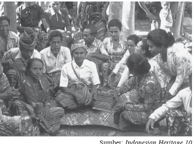Gambar 8.1 Proses pewarisan budaya dalambentuk tradisi lisan di Pulau Timor