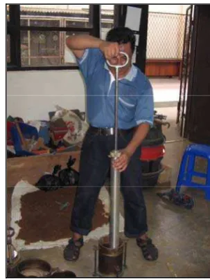 Gambar A  Proses penumbukan 