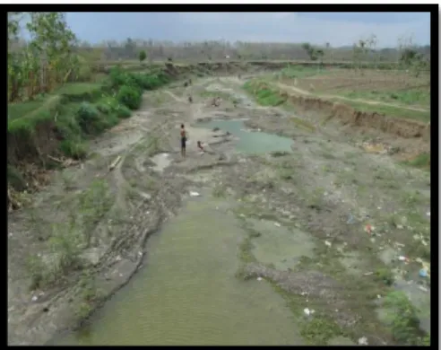 Foto  2.  Foto  Sungai  pada  satuan  Geomorfologi  Dataran Alluvial. Foto  diambil di  Kali Rambatan  ke Arah Utara