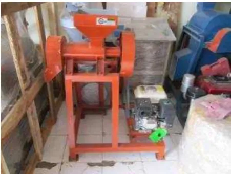 Gambar 6. Mesin Mixer Horizontal 