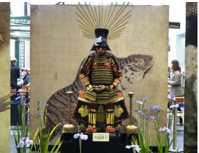 Gambar 1.  Yoroi milik Toyotomi Hideyoshi dengan Barin Kabuto 