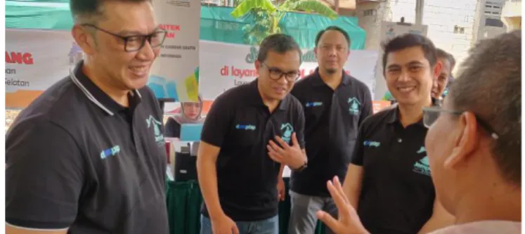 Gambar 1. 1 Layanan Jemput Bola oleh pihak DPMPTSP 