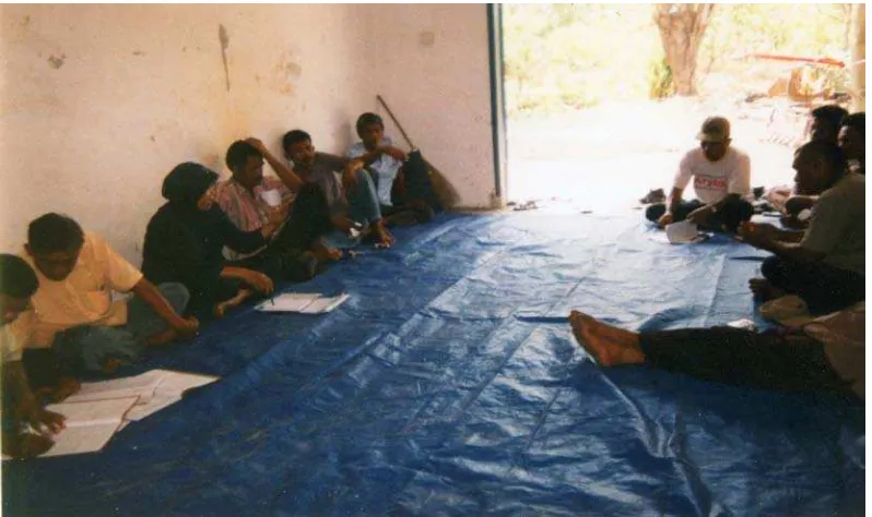 Gambar 23. Pertemuan kelompok di WKPP Sei Beras Sekata Dihadiri Juga Oleh Seorang Ahli Tanaman  Dari PT