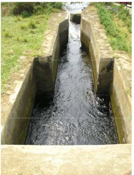 Tabel 3 menunjukkan bahwa  terdapat tiga mata air di Desa Babakan pari.  Keseluruhan pengguna mata air tersebut  merupakan perusahaan Air Minum Dalam  Kemasan (AMDK) dan semuanya  dipergunakan sebagai air baku untuk  perusahaan air minum