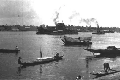 Gambar 2. Pemandangan kesibukan Sungai Musi Palembang 