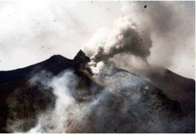 Gambar 2.1 Debu vulkanik Gunung Sinabung  