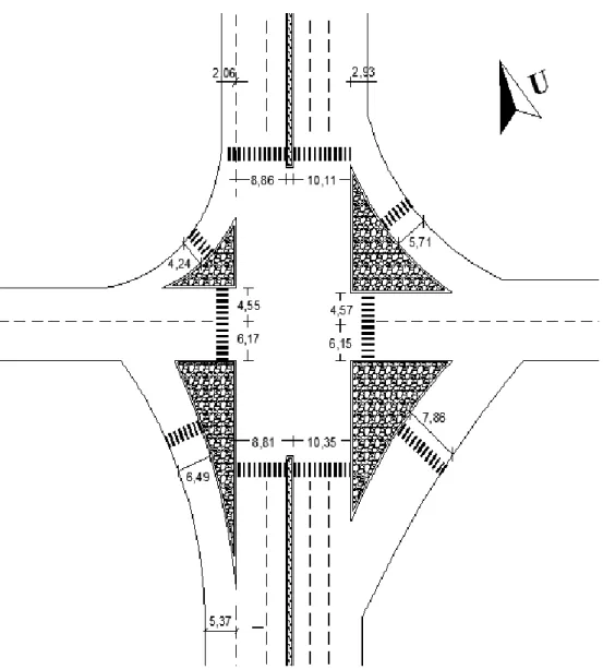 Gambar 4.1 Geometri Simpang Demak Ijo pada Kondisi Eksisting  (Sumber: Hasil Pengamatan Lapangan, 2012) 