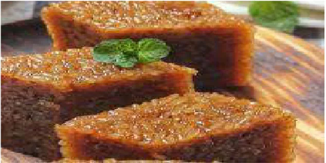 Gambar 2. Bajik, makanan khas Rejang Benik  adalah  makanan  tradisional  suku  Rejang  yang  terbuat  dari  beras  ketan  yang  dimasak  dengan  santan  dalam  seruas  bambu  atau  talang  yang  telah  dilapisi  dengan  pucuk  daun pisang