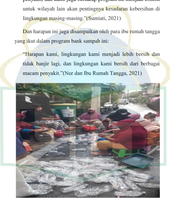 Gambar 4.6 Foto bersama partisipan bank sampah Flamboyan 