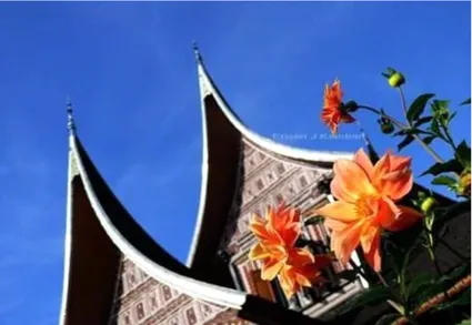 Gambar 6. Simbol atap Gadang yang sangat diagungkan  (Sumber: Kambari, 2011)