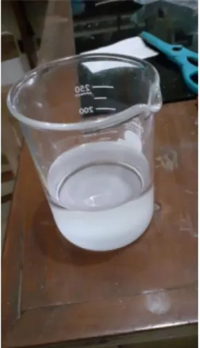 Tabel 3.1 Variasi Massa Pembuatan Matriks Bioactive Glass  SiO 2  (gram) HNO 3  0.1 M (ml) TEP (ml) (Ca(NO 3 ) 2 4H 2 O (gram) Amorf 0.1 (BGI)  56,74  1,37  14,56  Amorf 0.2 (BGII)  56,74  1,37  14,56  Amorf 0.4 (BGIV)  56,74  1,37  14,56  Quartz 0.1 (BGQI