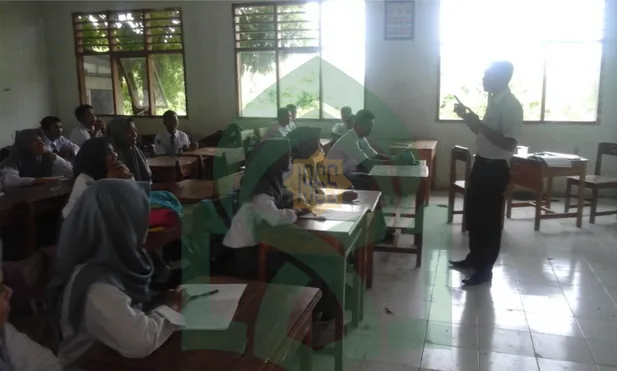 Gambar 5. Suasana pembelajaran Siswa kelas XI. IPA 1 SMAN 1 Bangkala Kab. Jeneponto,  pada tanggal, 27 Mei 2016 