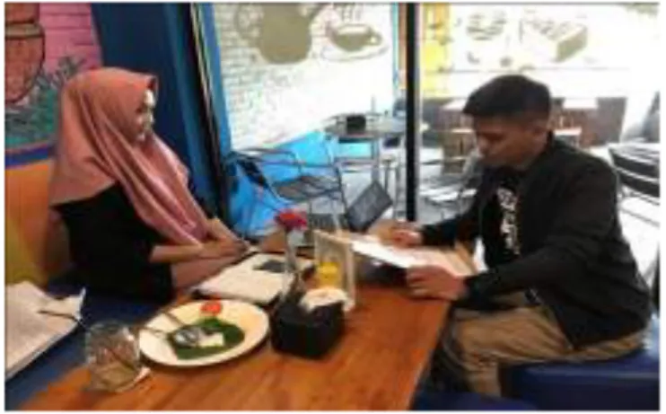 Foto Wawancara Dengan Barista cafe 