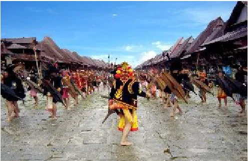 Gambar 5 : tari perang 