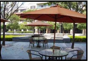 GAMBAR 2.2  PUBLIC/CENTRAL PARKS MILLER 