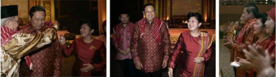 Gambar 2.29 : Pemberian beka buluh untuk SBY sebagai simbol pemimpin  pada silaturahmi masyarakat Karo di JCC 